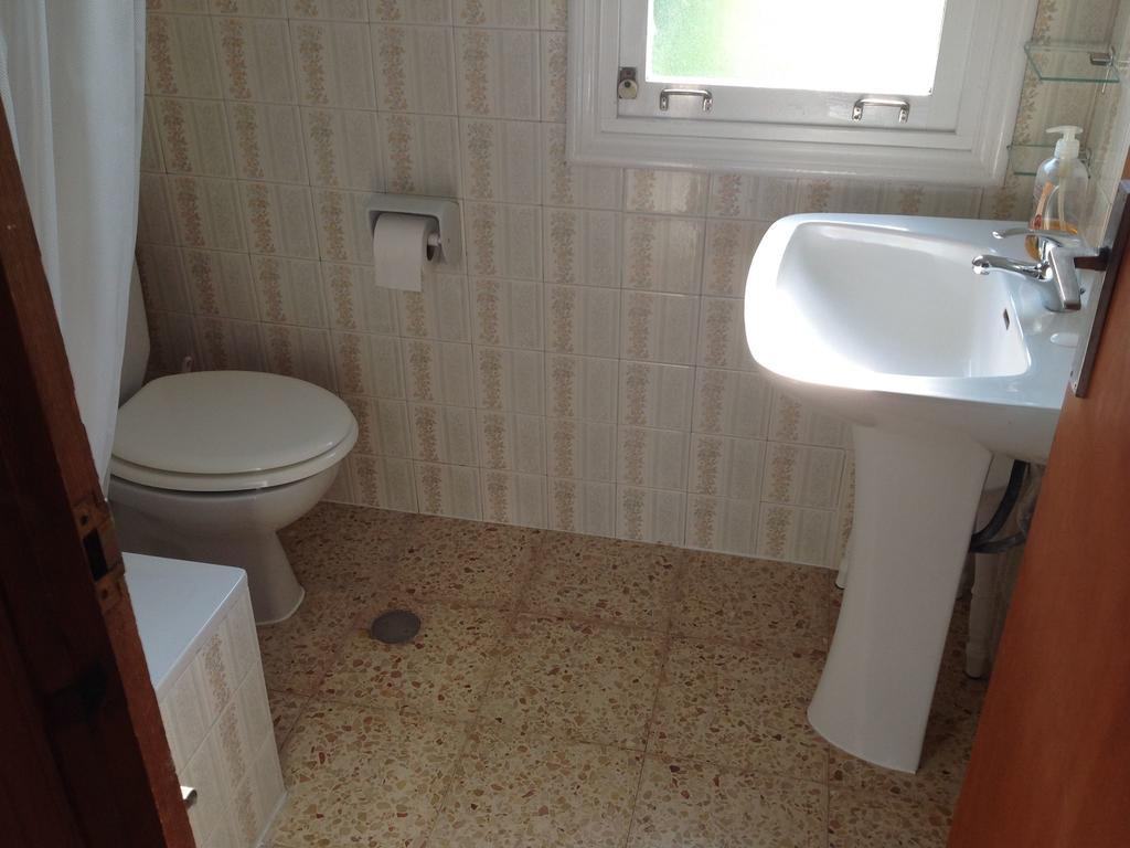Cozy Holiday Home In Porto Do Son Near Beach Portosin Buitenkant foto
